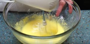 рецепт мороженого сбиваем желтки