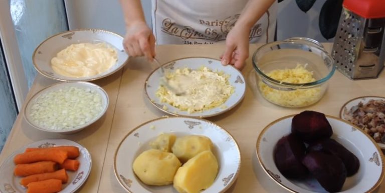 накладываем овощи