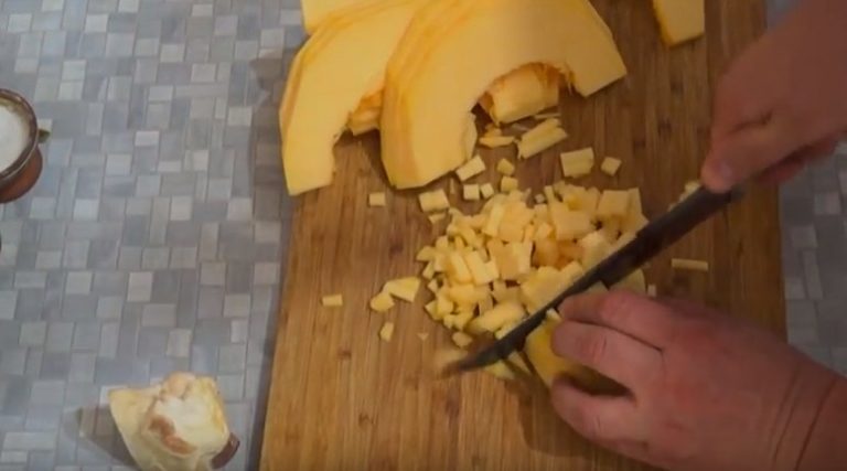 нарезаем тыкву