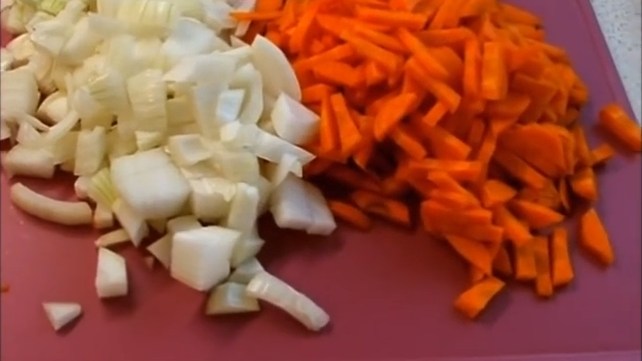 режем овощи