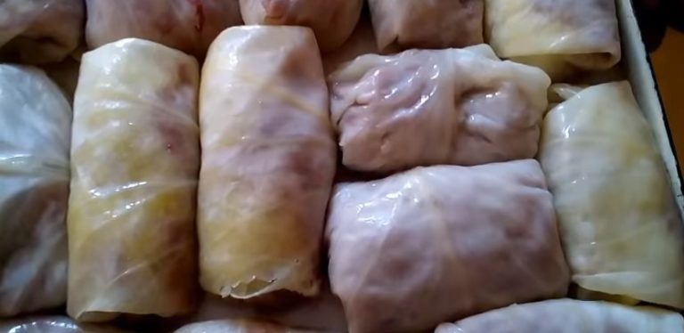 выкладываем голубцы