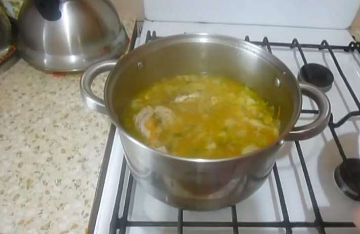 варим щи с курицей