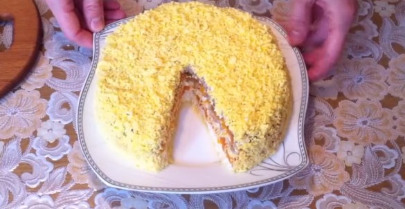выкладываем желтки