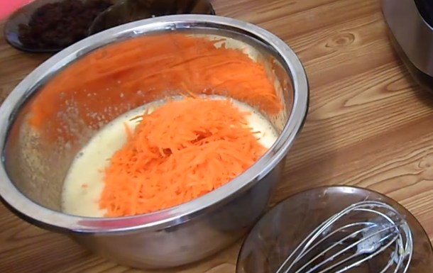смешиваем морковь