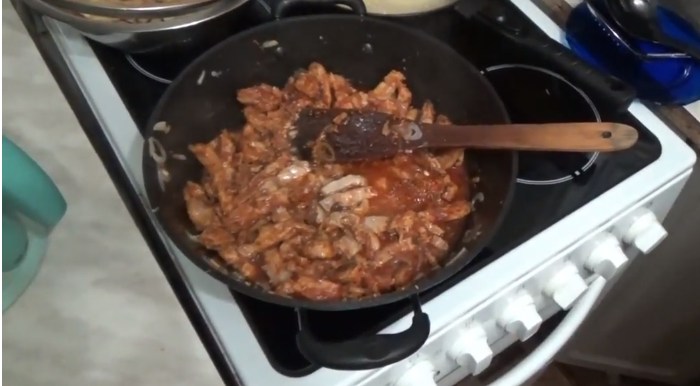 тушим мясо