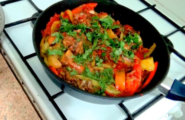 жарим курицу