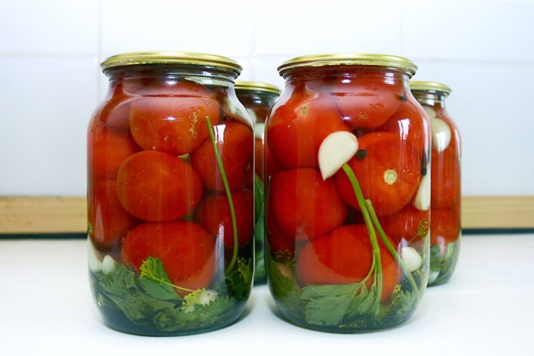 рецепт очень вкусных маринованных помидоров